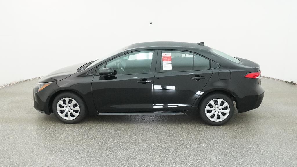 2025 Toyota Corolla LE photo 9