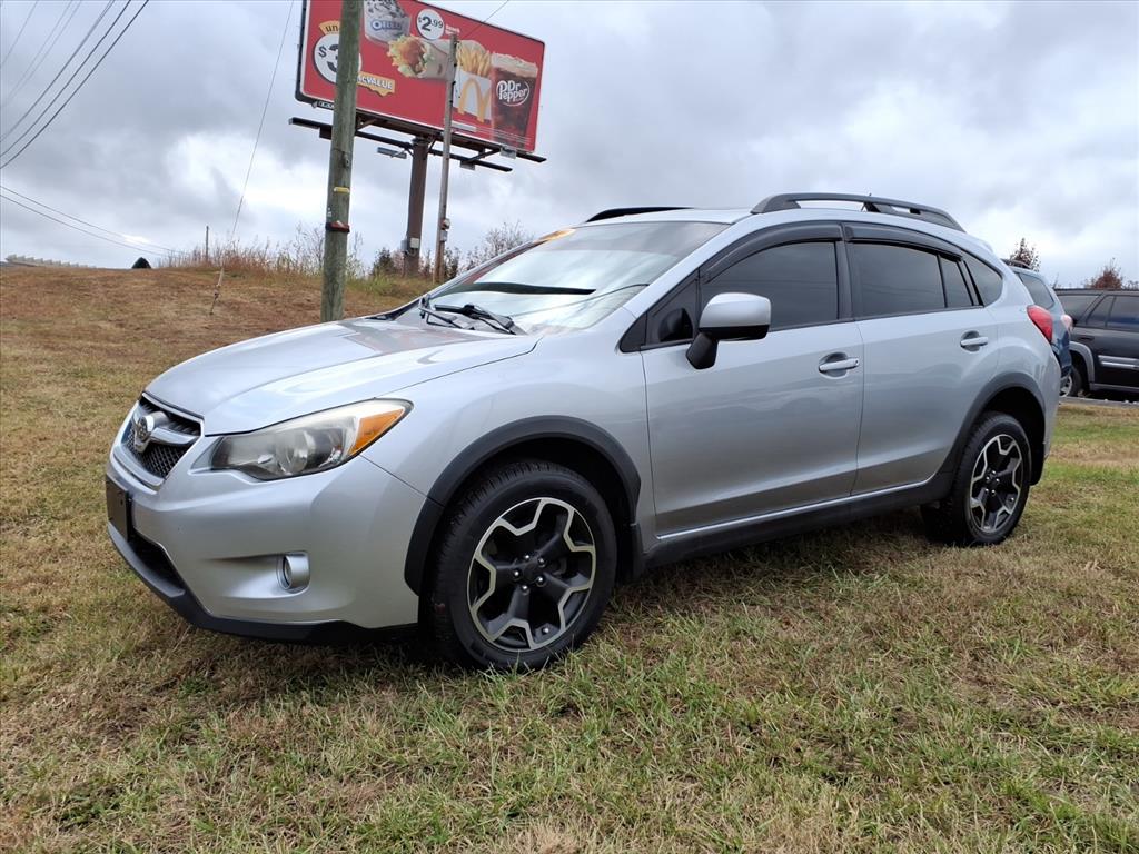 2013 Subaru XV Crosstrek Limited's photo