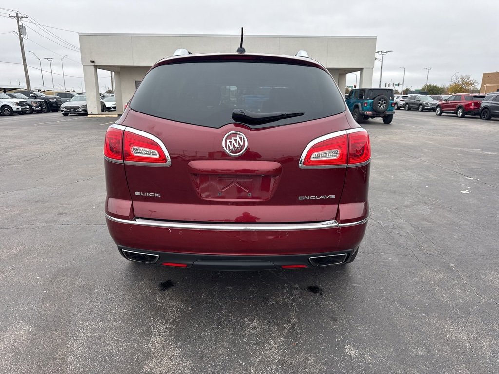 2016 Buick Enclave Leather photo 2