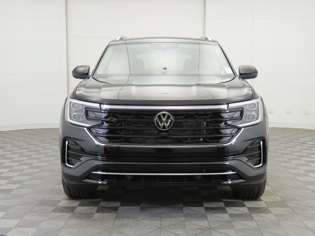 2026 Volkswagen Atlas SEL Premium R-Line photo 2