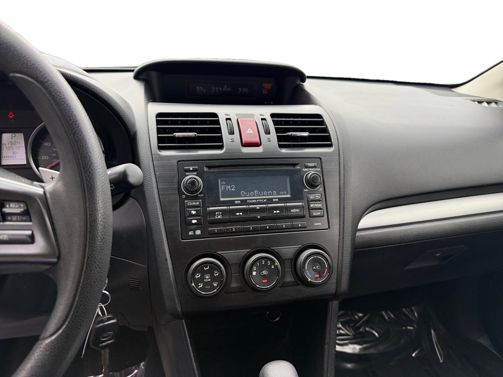 2013 Subaru Crosstrek 2.0i Premium photo 12