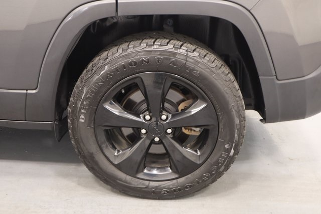 2016 Jeep Cherokee Altitude photo 22