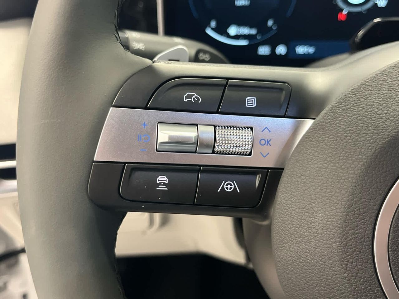 2025 Hyundai Tucson Limited photo 35