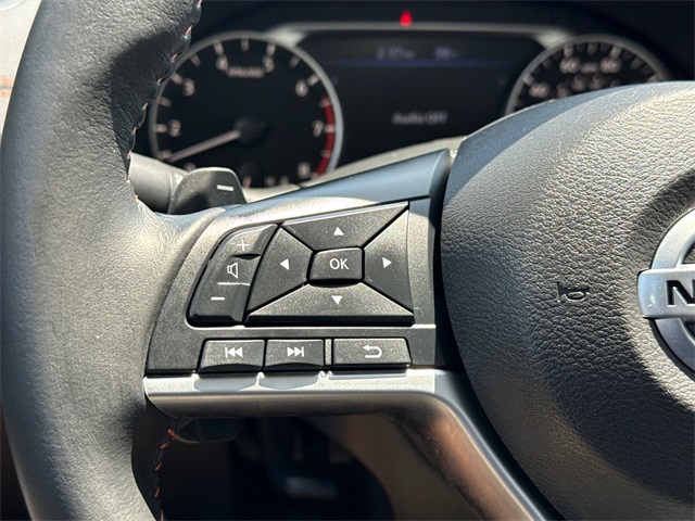 2022 Nissan Altima 2.5 SR photo 26