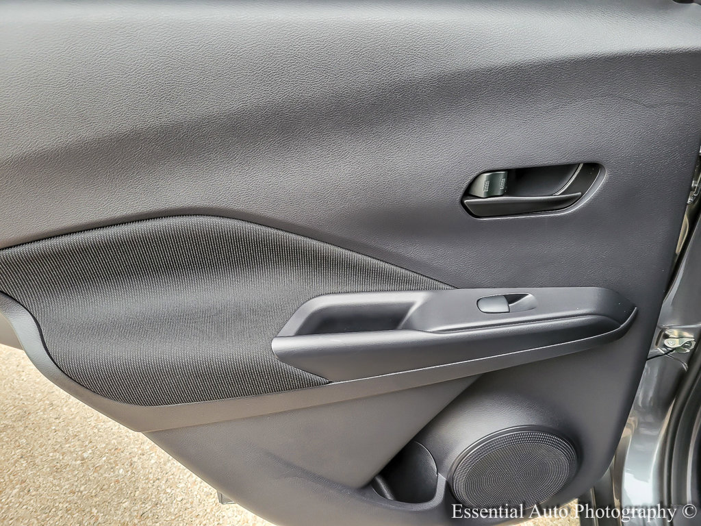 2024 NISSAN KICKS - Image 17