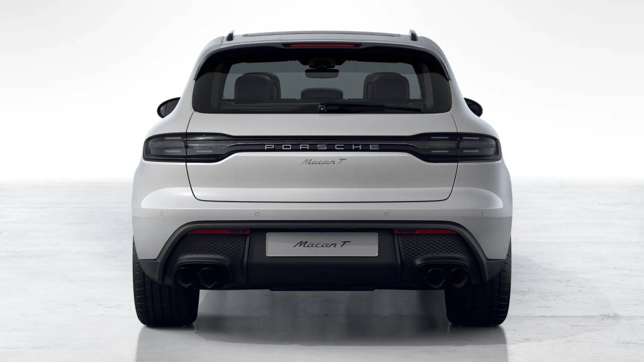 2026 Porsche Macan T photo 7