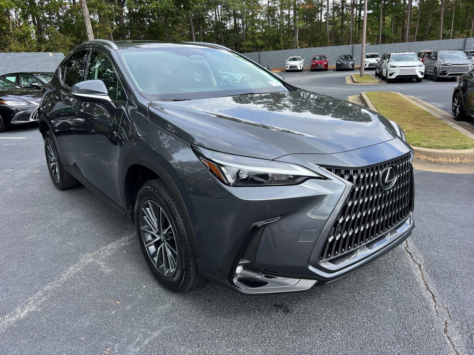2026 Lexus NX 350 Premium photo 4