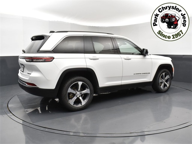 2023 Jeep Grand Cherokee Limited photo 6