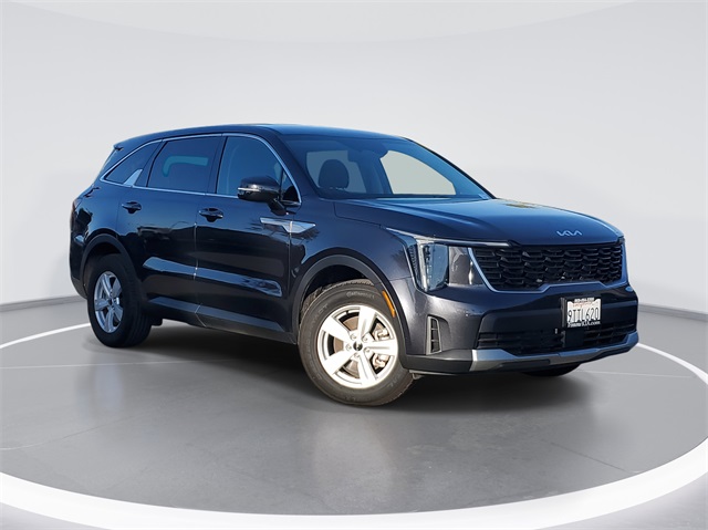 2025 Kia Sorento LX