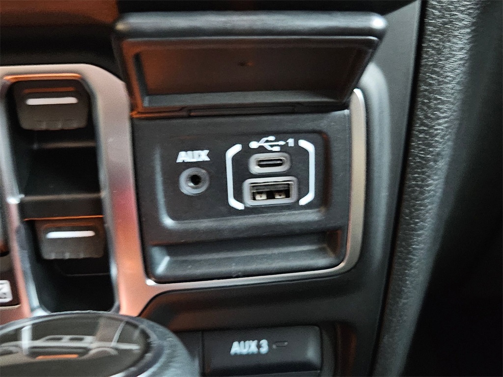 2025 Jeep Gladiator Sport S photo 24