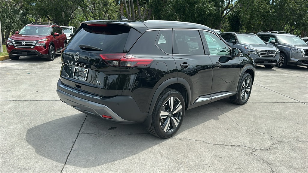 2023 Nissan Rogue SL photo 4