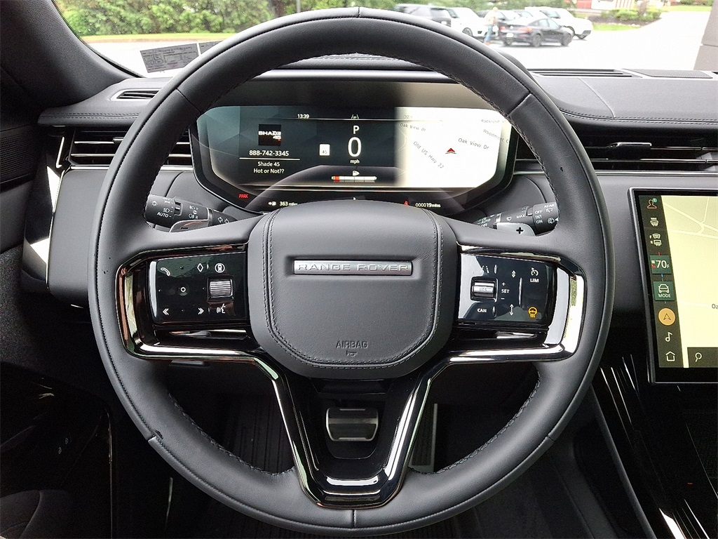 2025 Land Rover Range Rover Sport SE photo 17