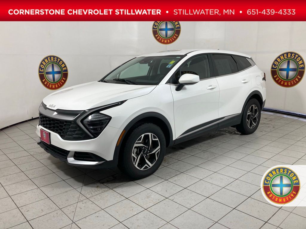 2024 Kia Sportage LX's photo