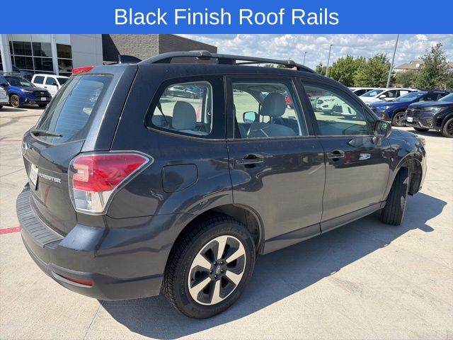 2018 Subaru Forester 2.5i photo 3