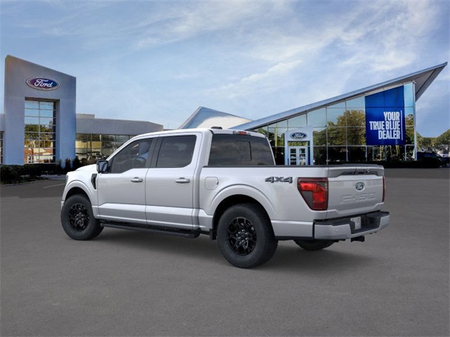 2025 Ford F-150 XLT photo 4