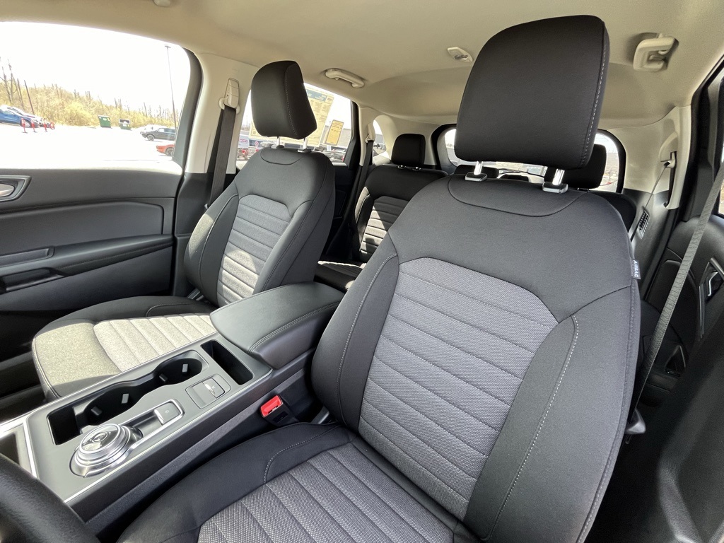 2024 Ford Edge SE photo 20