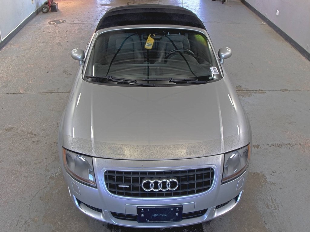 2004 Audi TT Roadster photo 13