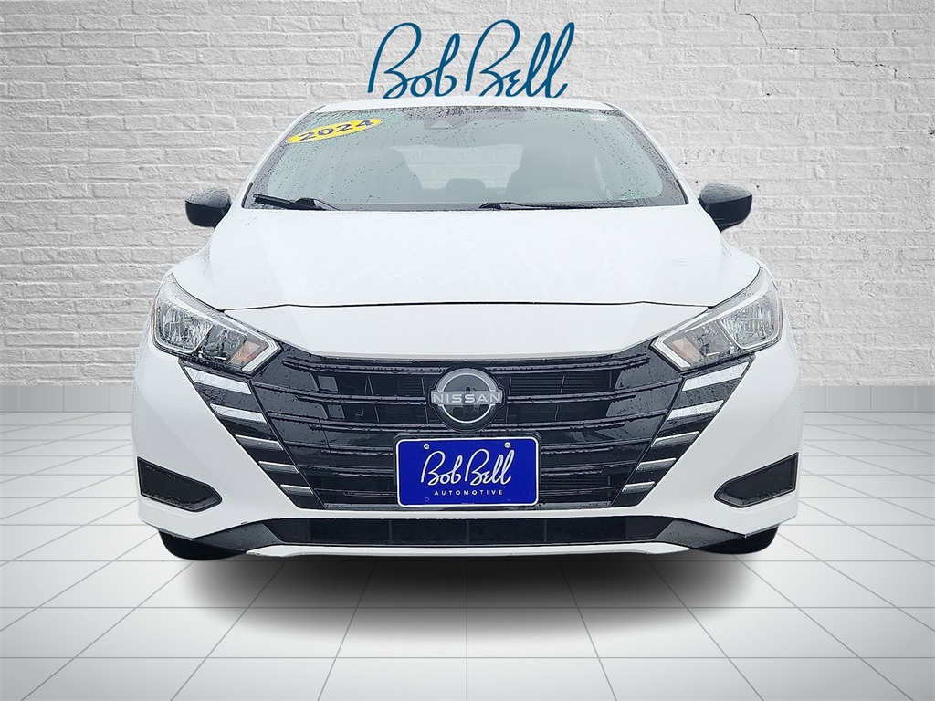 2024 Nissan Versa 1.6 S photo 2