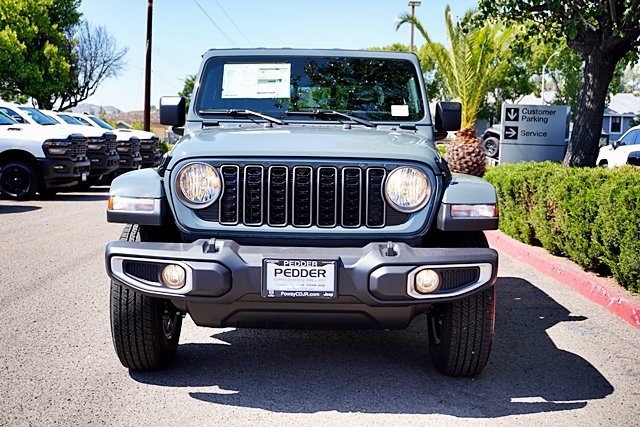 New 2025 Anvil Clear-Coat Exterior Paint Jeep Sport image 5