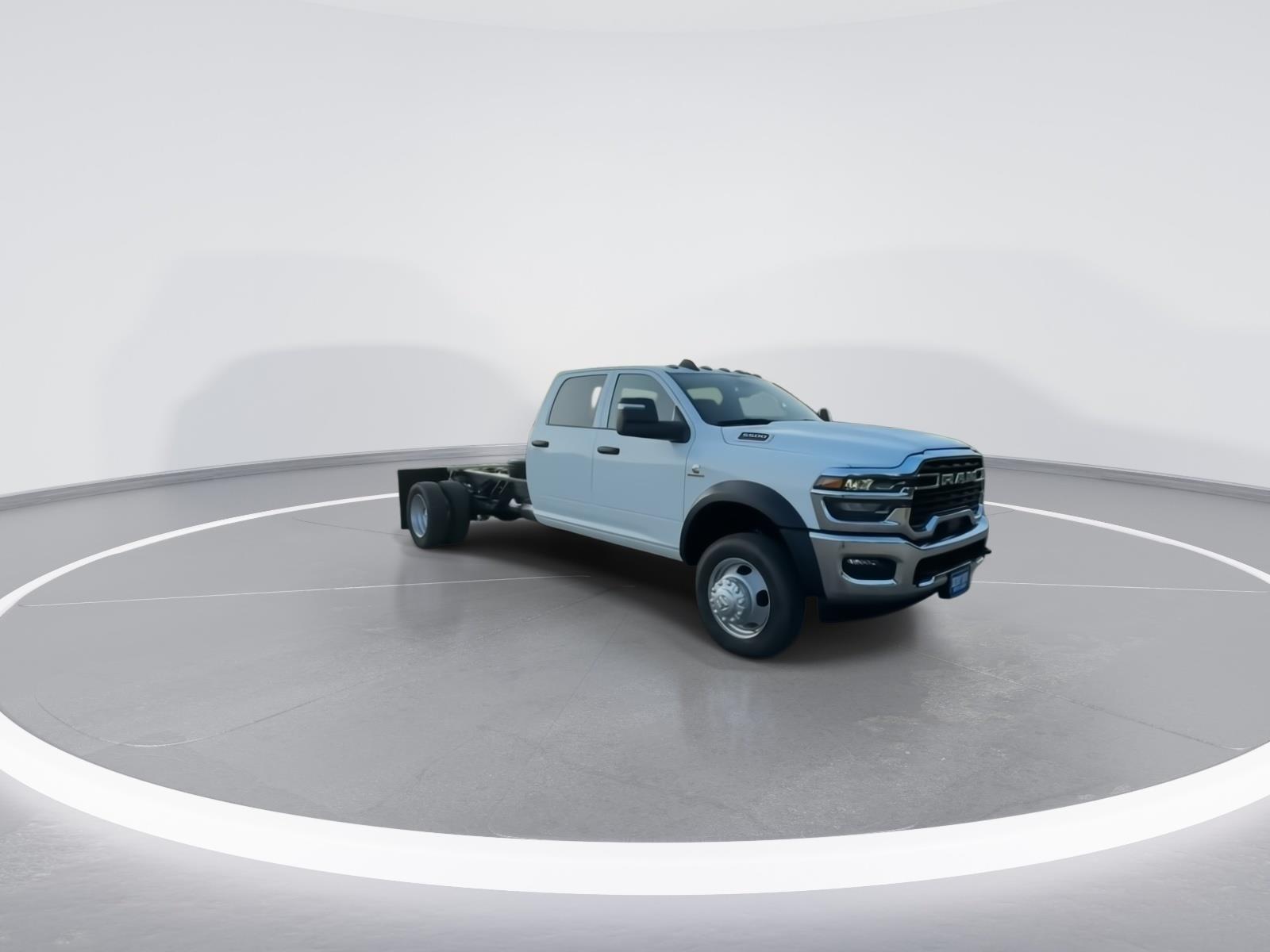 2026 Ram 5500 Tradesman photo 2