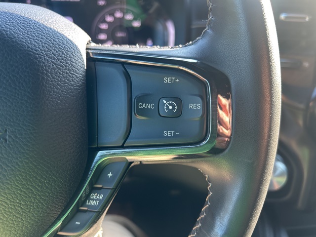 2023 Ram 1500 Limited photo 32
