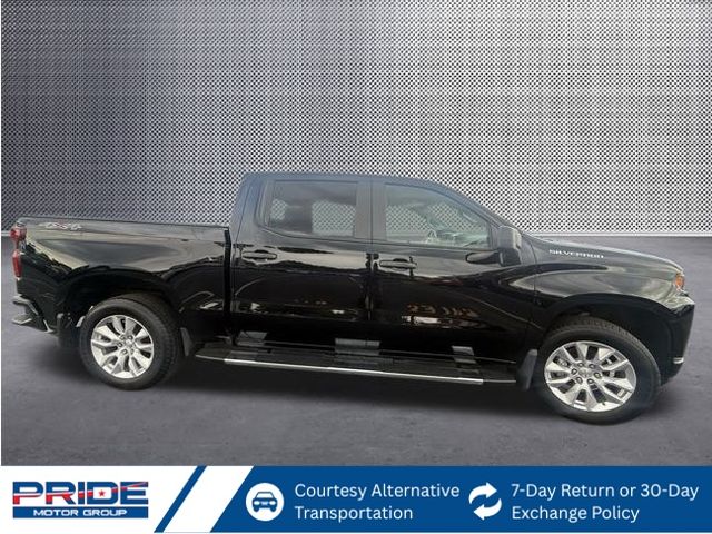 2021 Chevrolet Silverado 1500 Custom photo 4