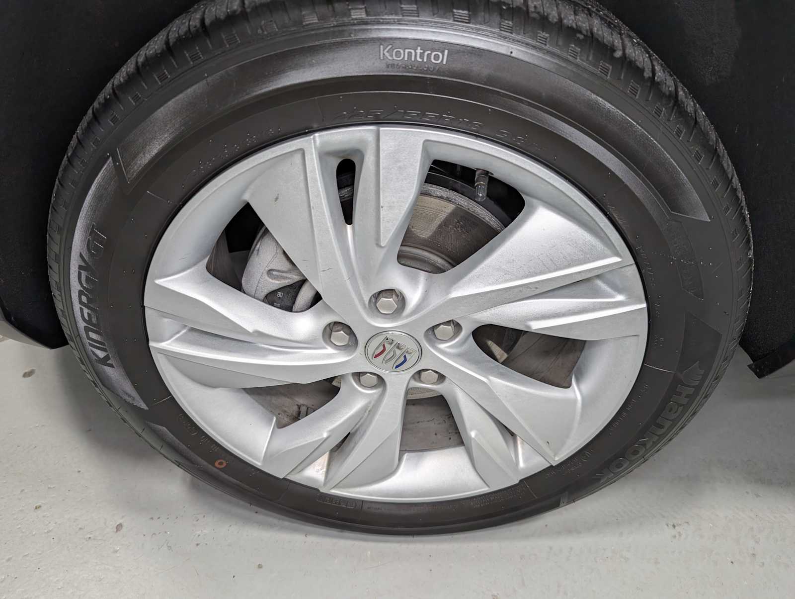 2024 Buick Encore GX Preferred photo 3