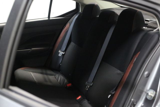 2025 Nissan Versa SR photo 17