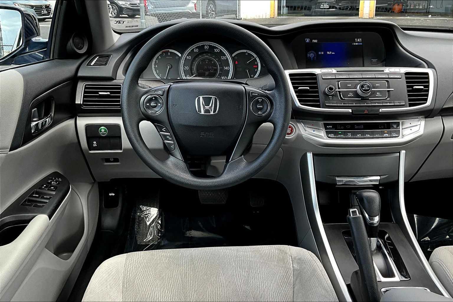 2014 Honda Accord EX photo 4