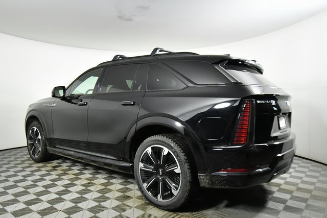 2025 Cadillac Escalade IQ Sport photo 3