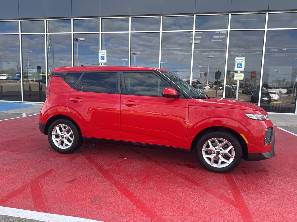 2020 Kia Soul S photo 4