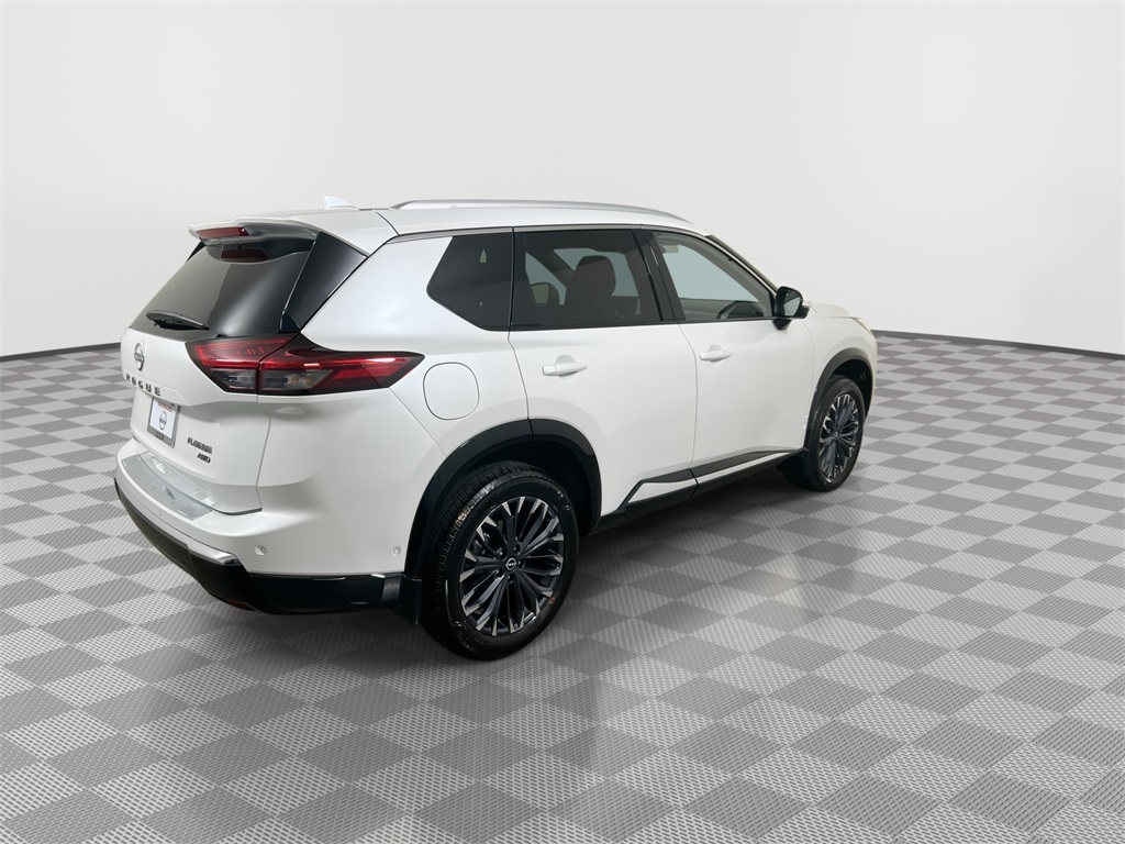 2026 Nissan Rogue Platinum photo 7