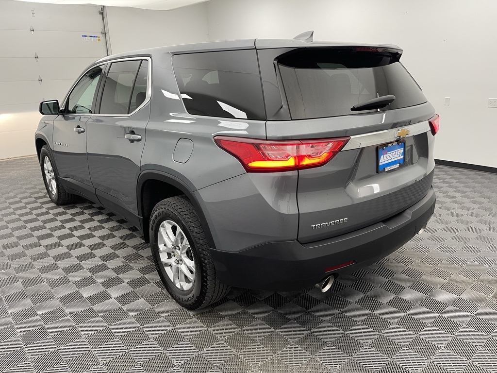2020 Chevrolet Traverse LS photo 11