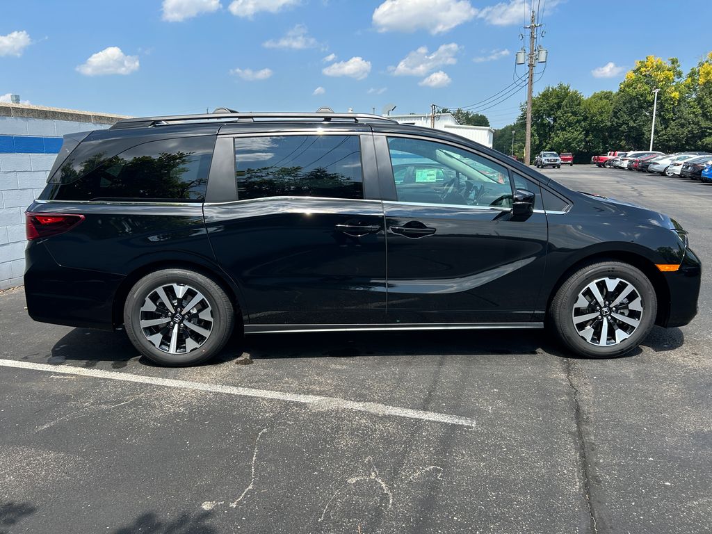 2026 Honda Odyssey EX-L photo 6