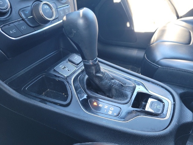 2019 Jeep Cherokee Altitude photo 4