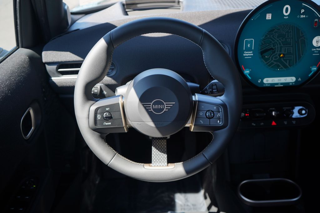 2026 Mini Cooper Hardtop Signature photo 6