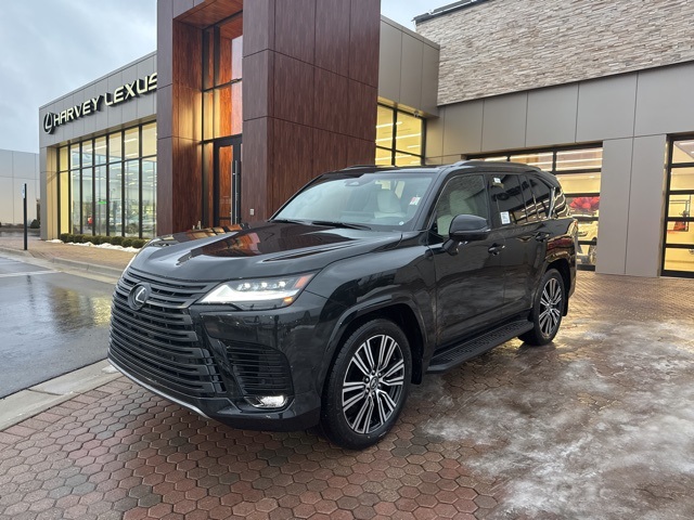 2026 Lexus LX Luxury's photo