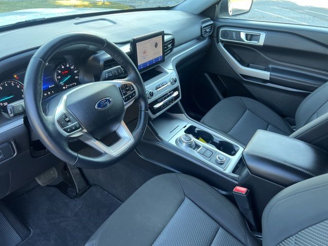 2022 Ford Explorer XLT photo 16