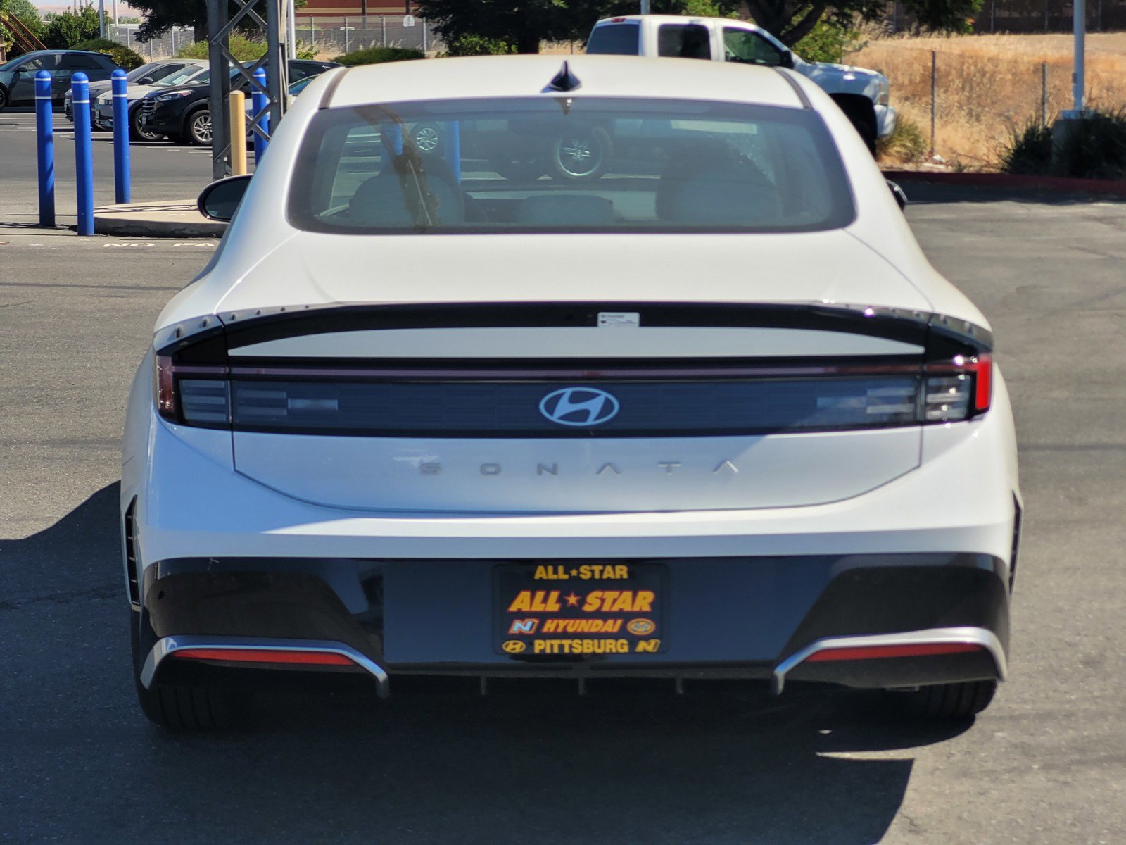 2025 Hyundai Sonata SEL photo 3