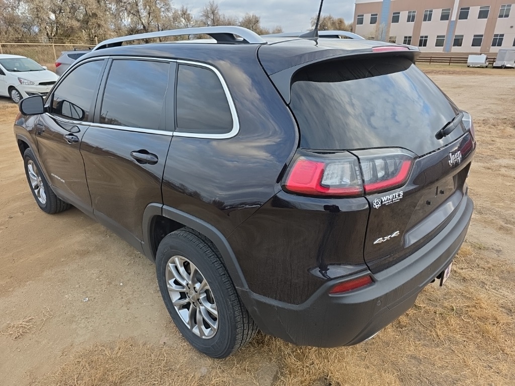 2021 Jeep Cherokee Latitude Lux photo 2