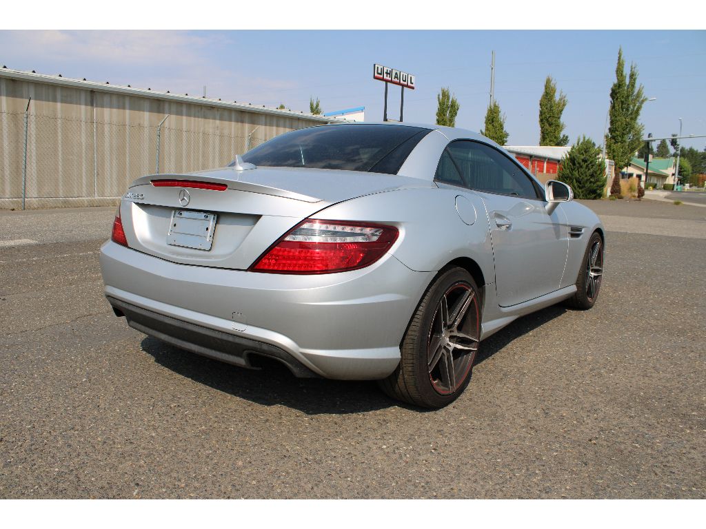 2013 Mercedes Benz SLK 250 photo 7
