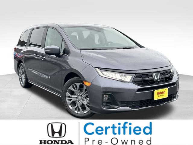 2026 Honda Odyssey Touring's photo