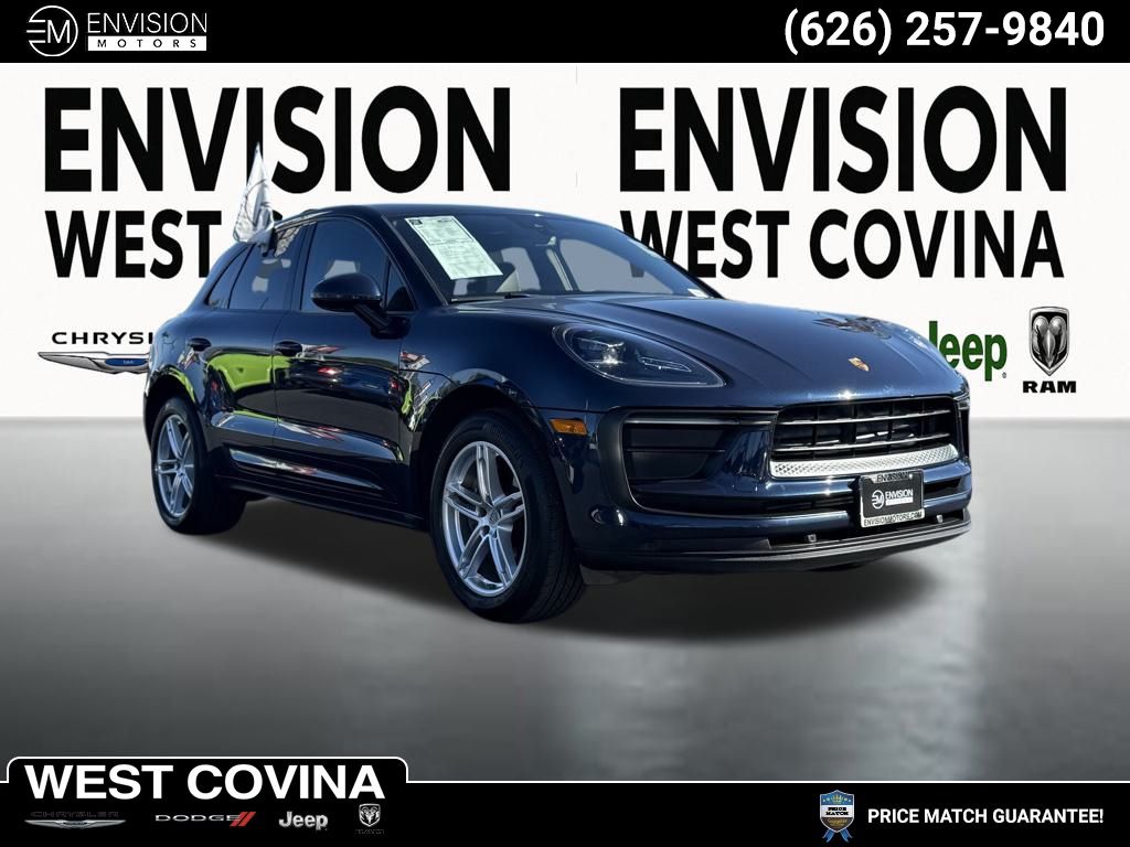 2022 Porsche Macan Base