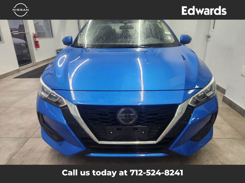 2022 Nissan Sentra SV photo 3