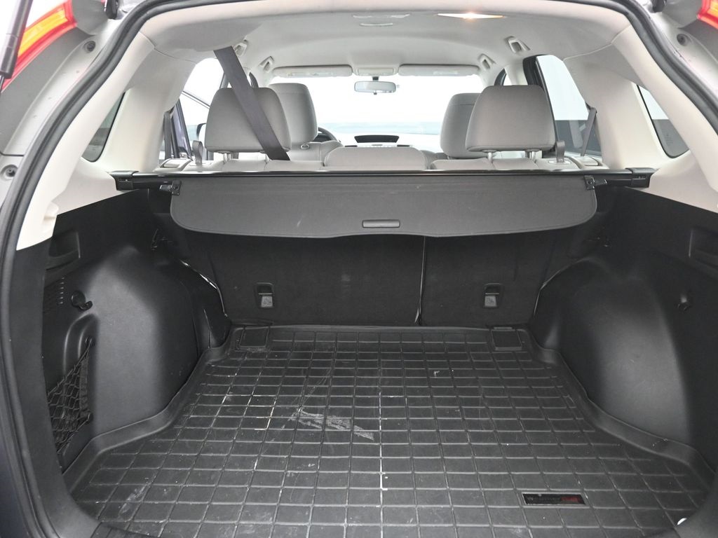 2016 Honda CR-V SE photo 2