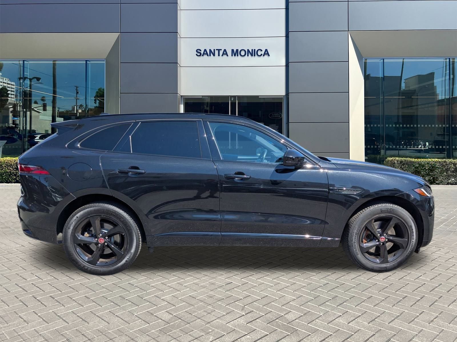2023 Jaguar F-PACE P250 S photo 4