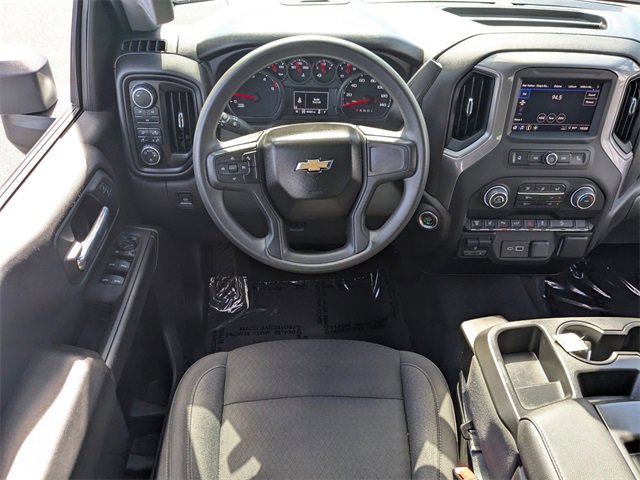 2024 Chevrolet Silverado 2500HD Custom photo 18