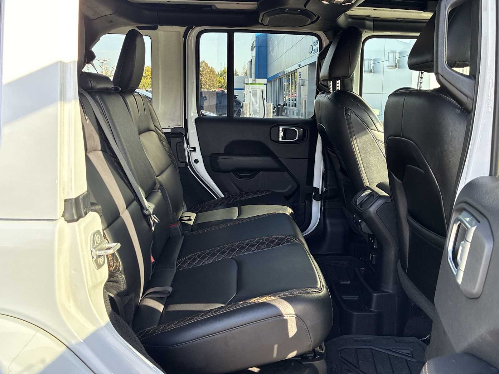 2021 Jeep Wrangler 4xe Unlimited Sahara High Altitude photo 27