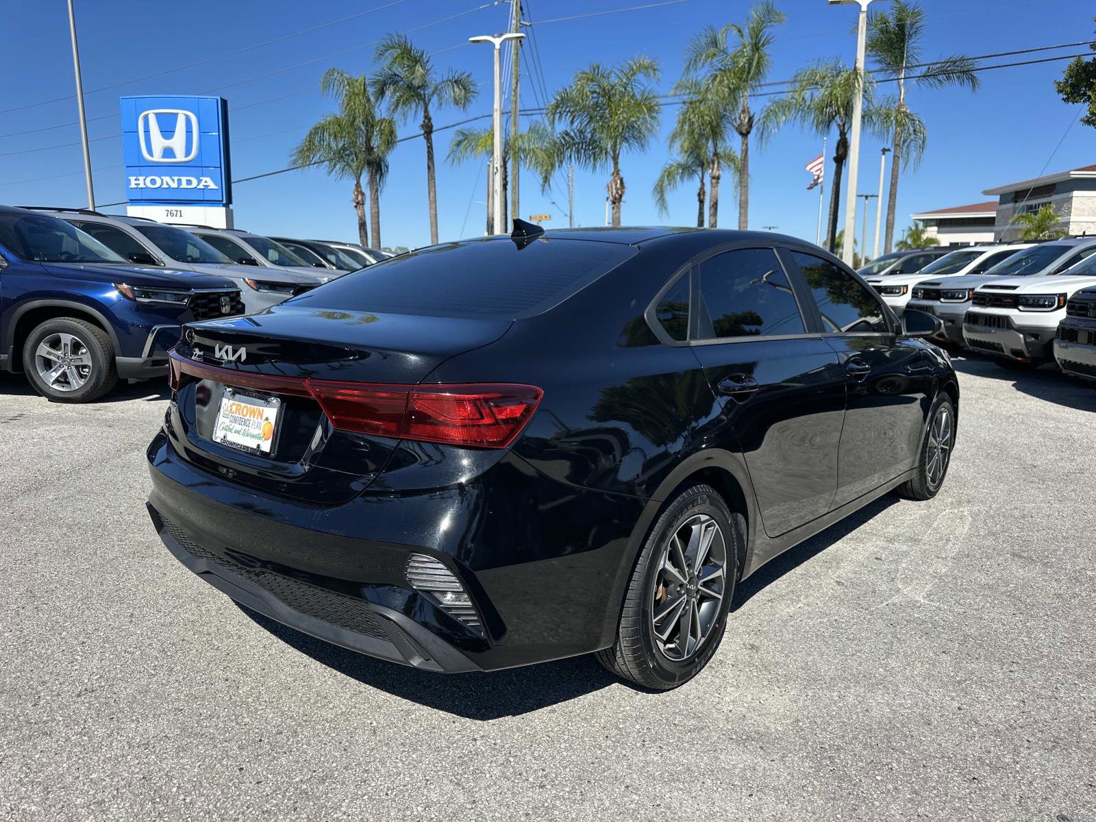 2022 Kia Forte LXS photo 4