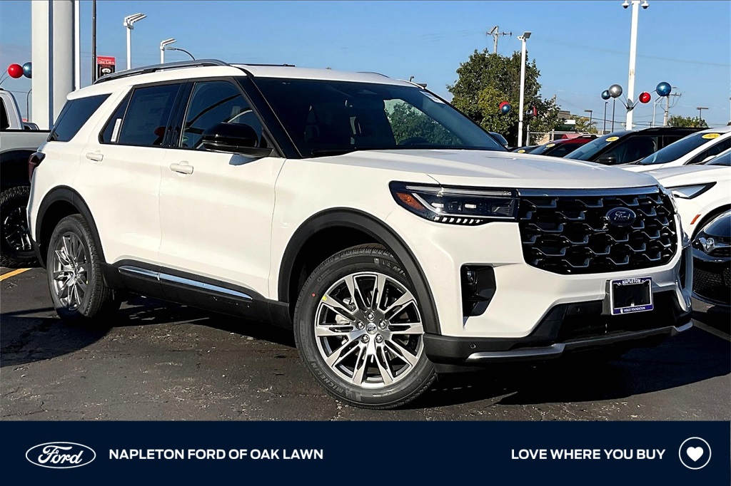 2026 Ford Explorer Platinum's photo